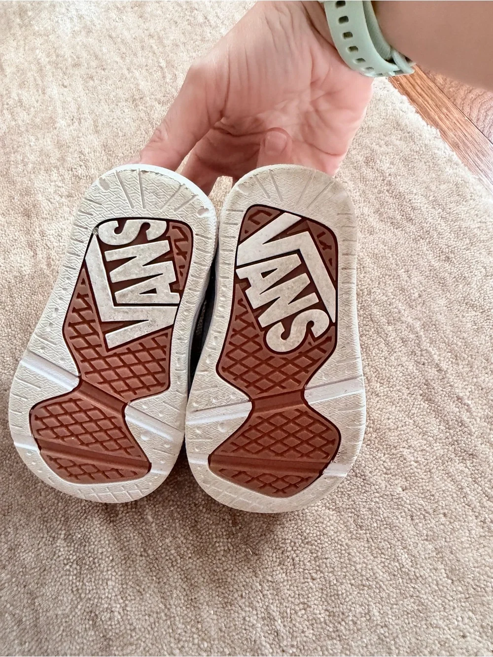Vans Toddler size 4.5 Gray Low-Top Skate Sneakers